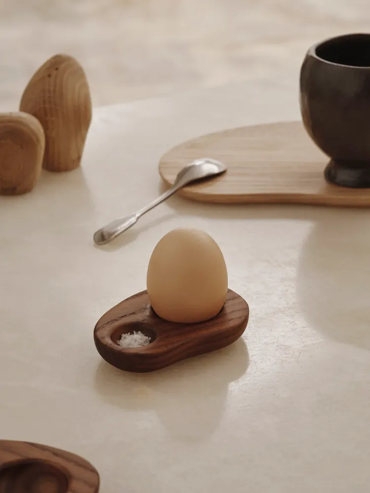 Cairn Egg Holder - Set 2 - Dark Brown Ferm Living - DK