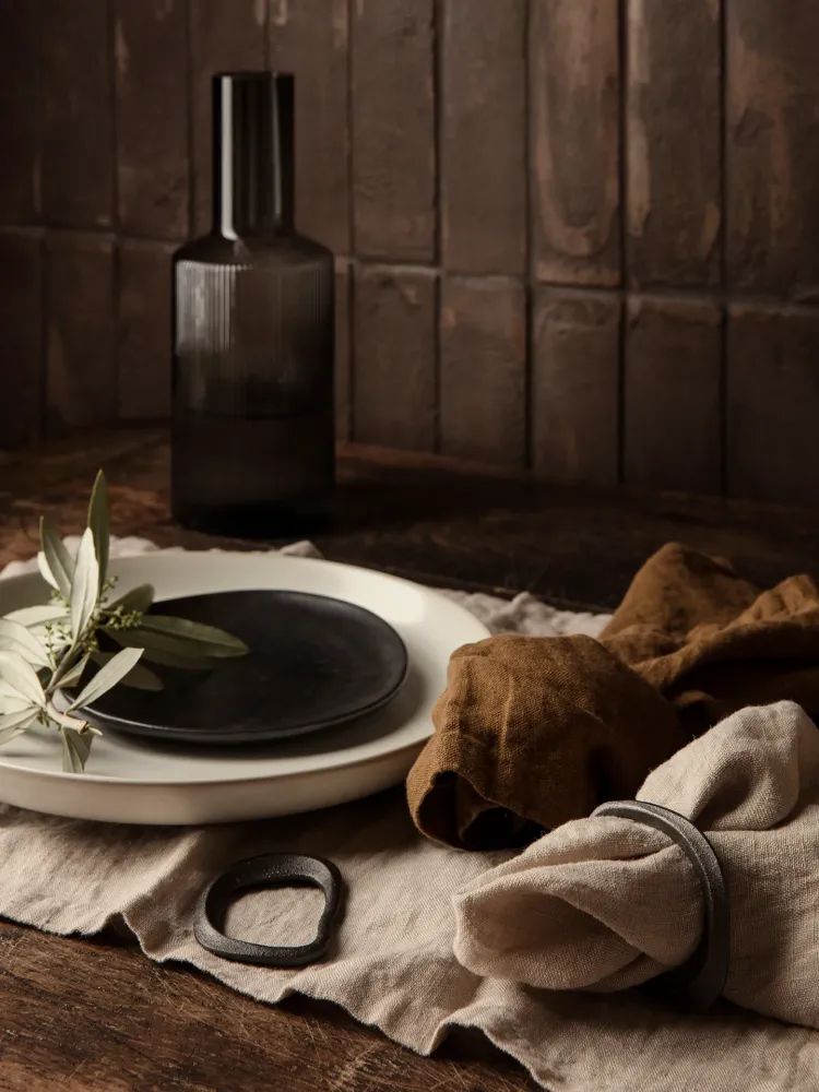 Flow Napkin Rings - Set 4 - Black Brass Ferm Living - DK