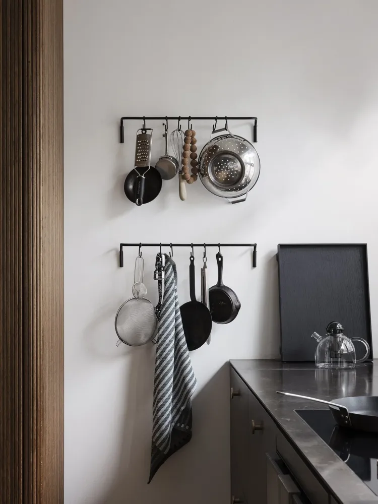 Kitchen Rod - Black Brass Ferm Living - DK