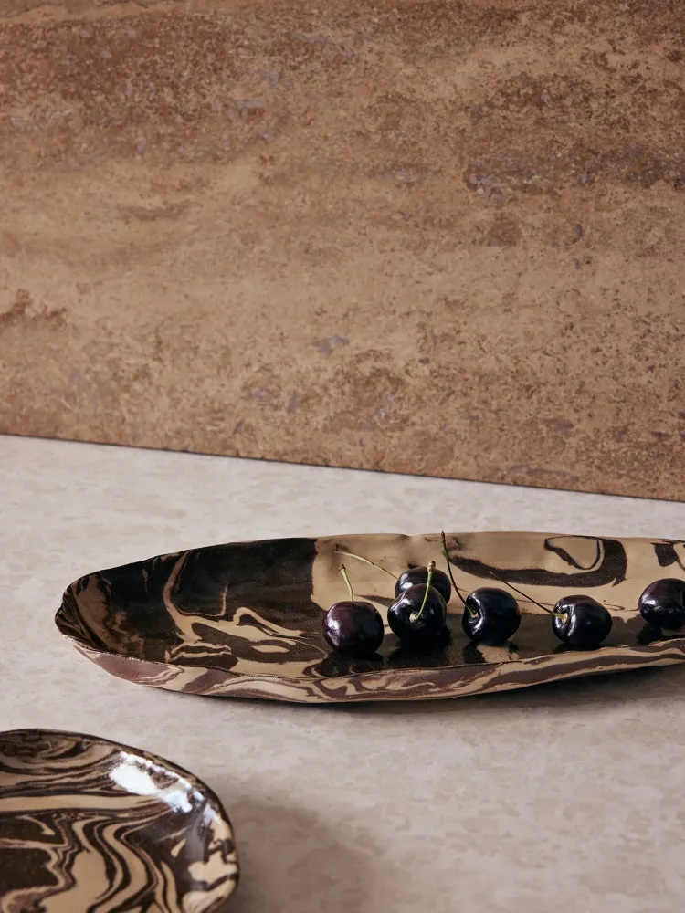 Ryu Platter - 37 - Sand/Brown Ferm Living - DK