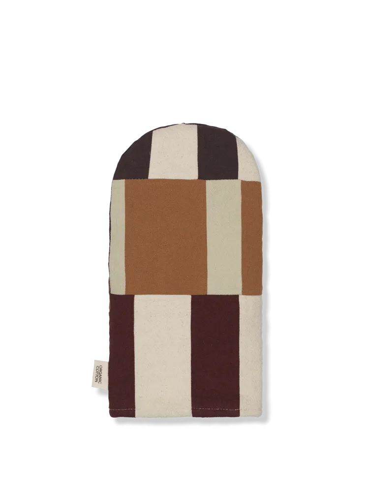 Section Oven Mitt - Patchwork Ferm Living - DK