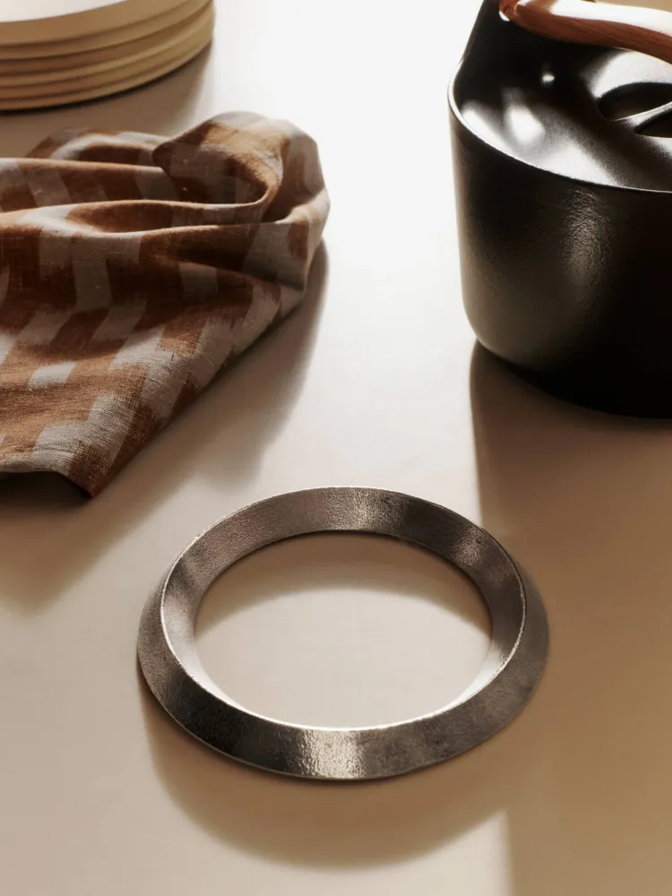 Levee Trivet - Aluminium