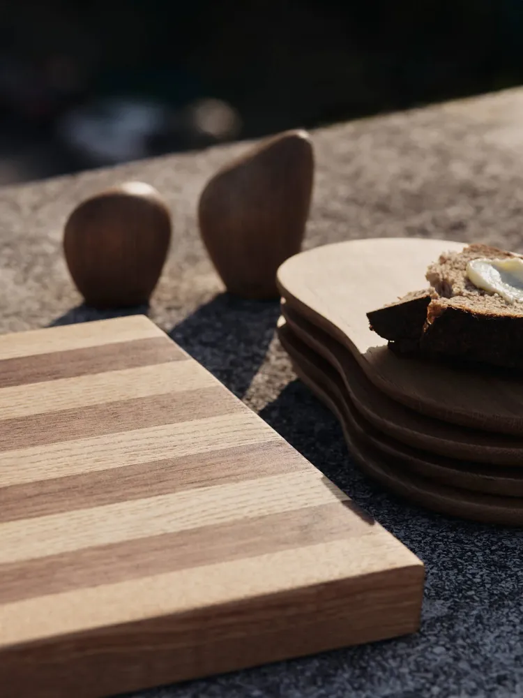 Stribe Cutting Board - Bold - Walnut/Oak