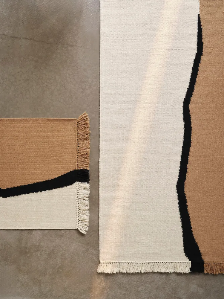 Soil Kelim Rug - Dark Sand/Off-white 140 Ferm Living - DK
