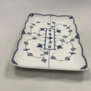 Royal Copenhagen Musselmalet Halvblonde Bakke / Isfad No 545