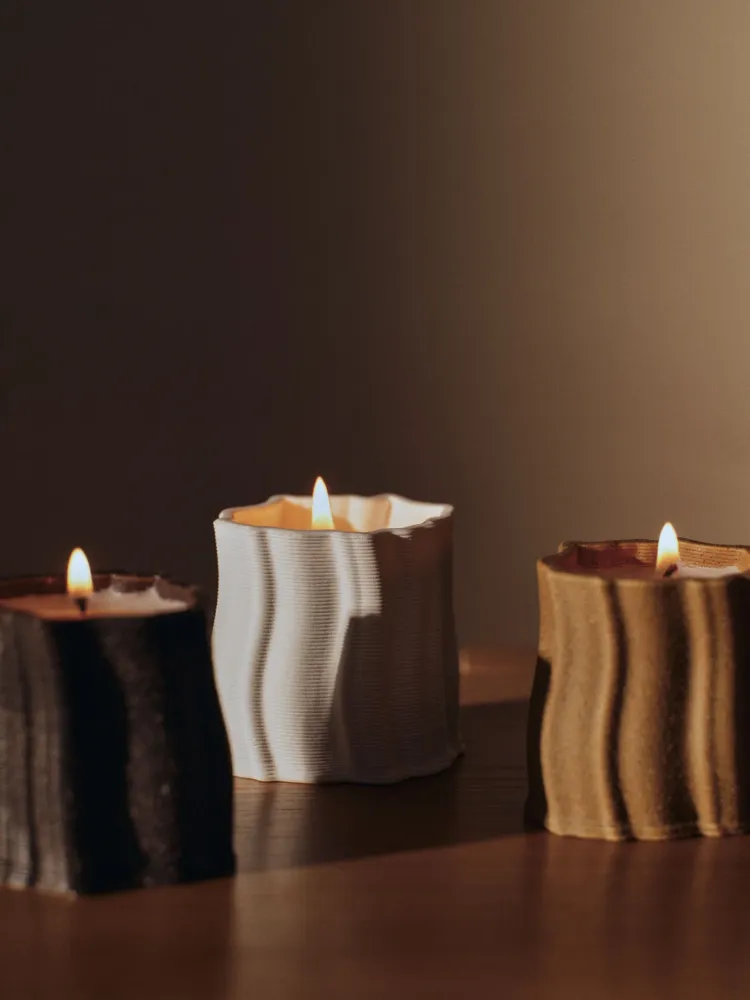Rylith Scented Candle - Dark Brown