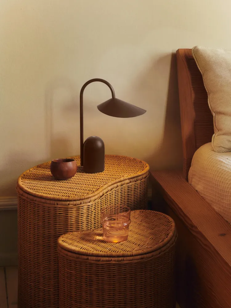 Arum Portable Lamp - Dark Chocolate Ferm Living - DK