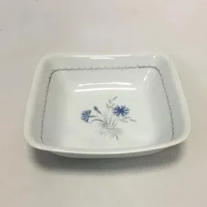Bing & Grøndahl Hvid Demeter / Kornblomst Firkantet skål No 43