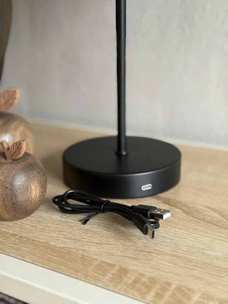 Bordlampe med touch - Large Sort
