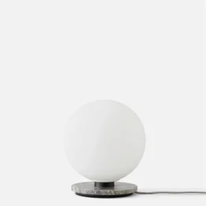 Menu - TR Bulb - Mat Opal - Grå marmor - Bord/Væg Lampe