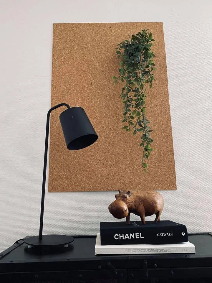 Stor bordlampe i sort metal - 56cm