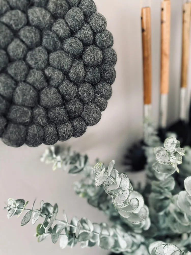 Bordskåner DOTS - Grå uld