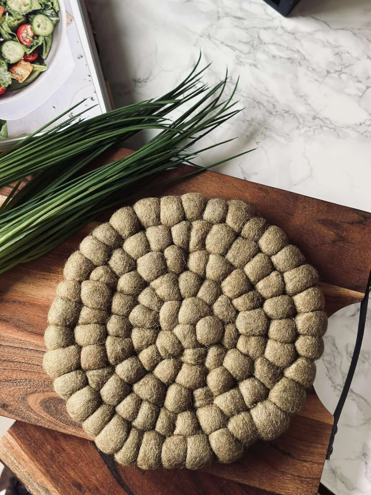 Bordskåner DOTS - Taupe uld