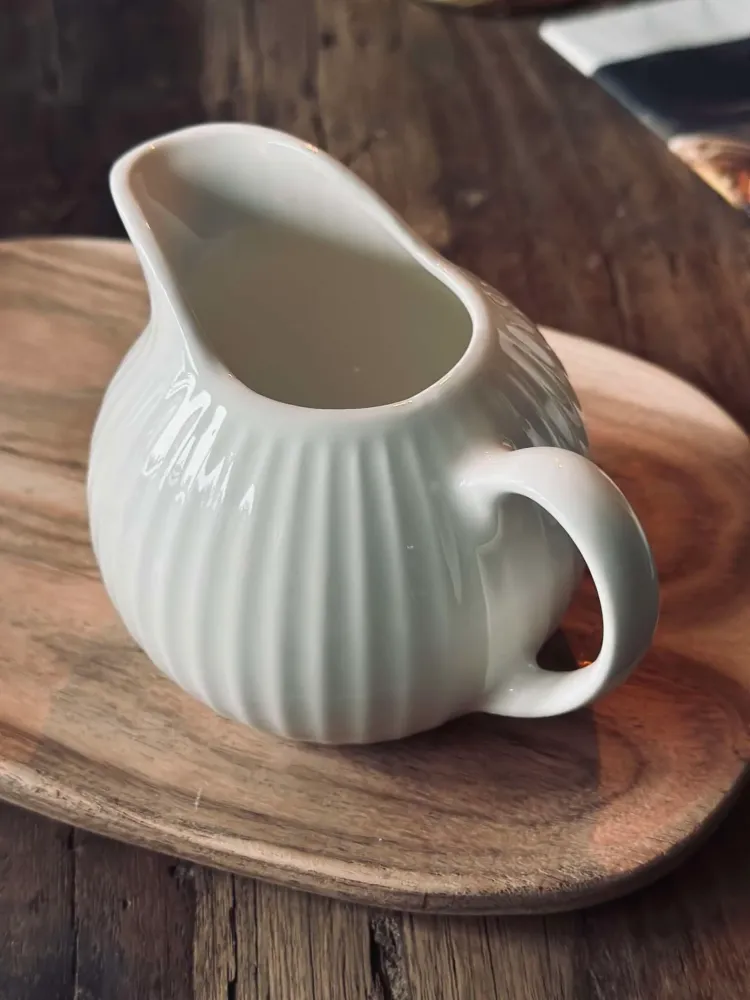 Mælkekande Riflet - Porcelæn