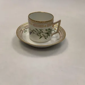 Royal Copenhagen Flora Danica Chokoladekop No 20/3512