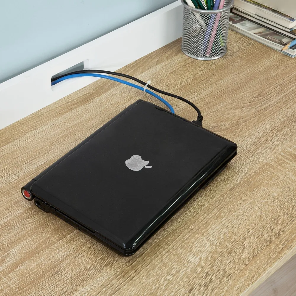 Skrivebord med stor naturfarvet bordplade, alabast