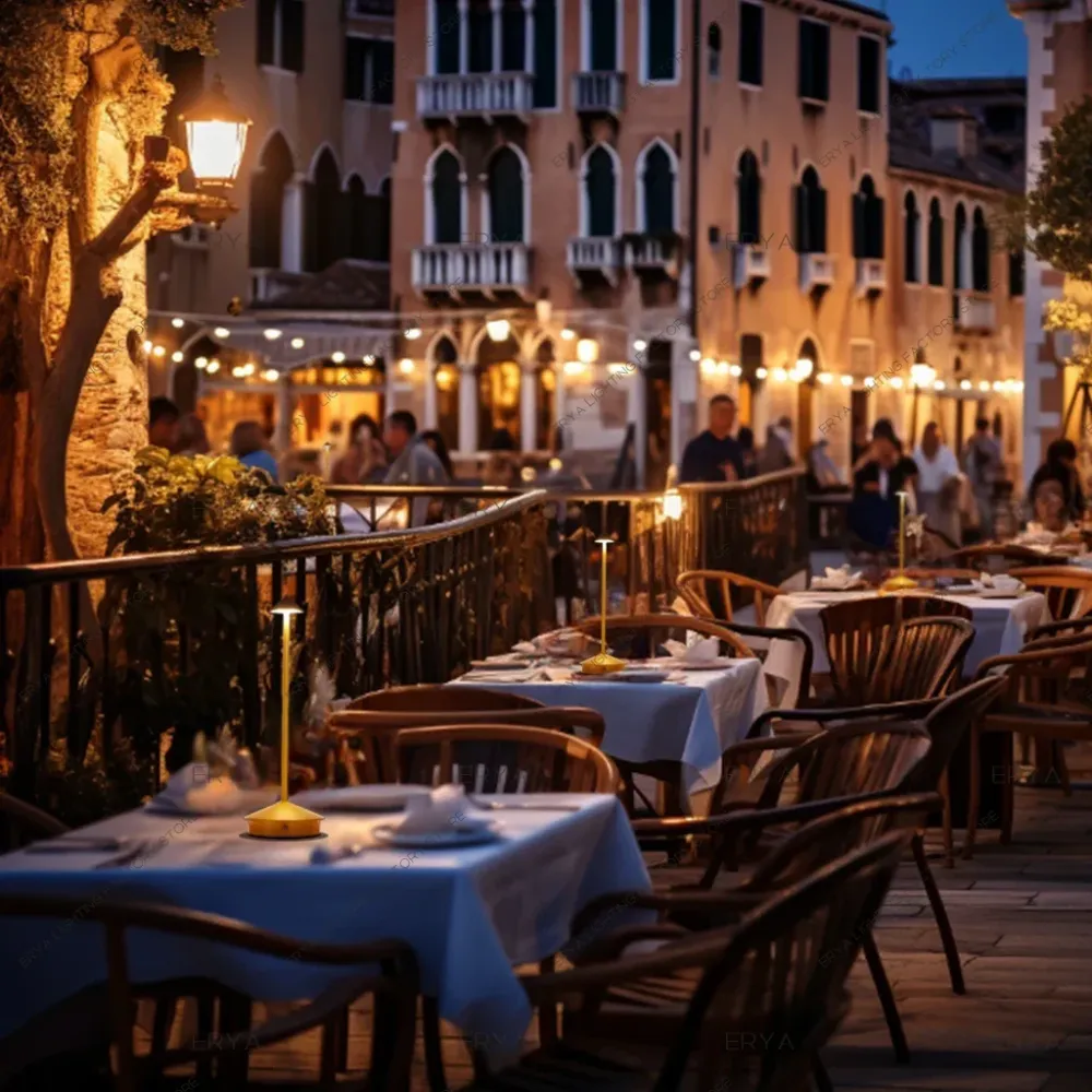 Dineart glow - kreativ spisebordslampe Outdoor Dining Hvid