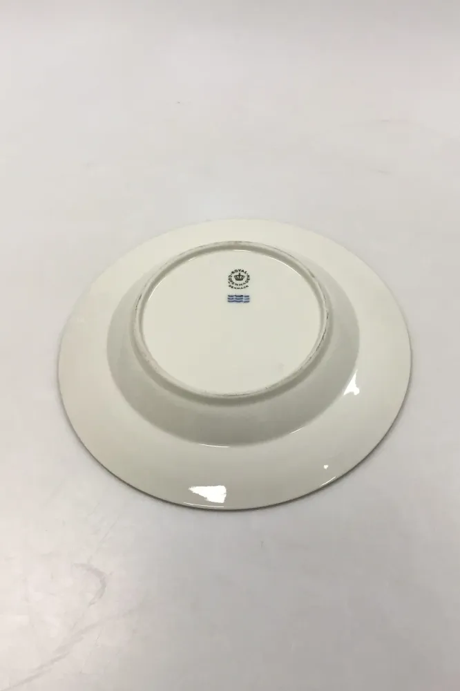 Royal Copenhagen Glat Cremefarvet stel Dyb Tallerken No 9587