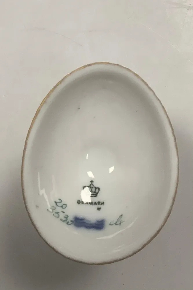 Royal Copenhagen Flora Danica Æggebæger No 20/3530 eller nyt nummer 696