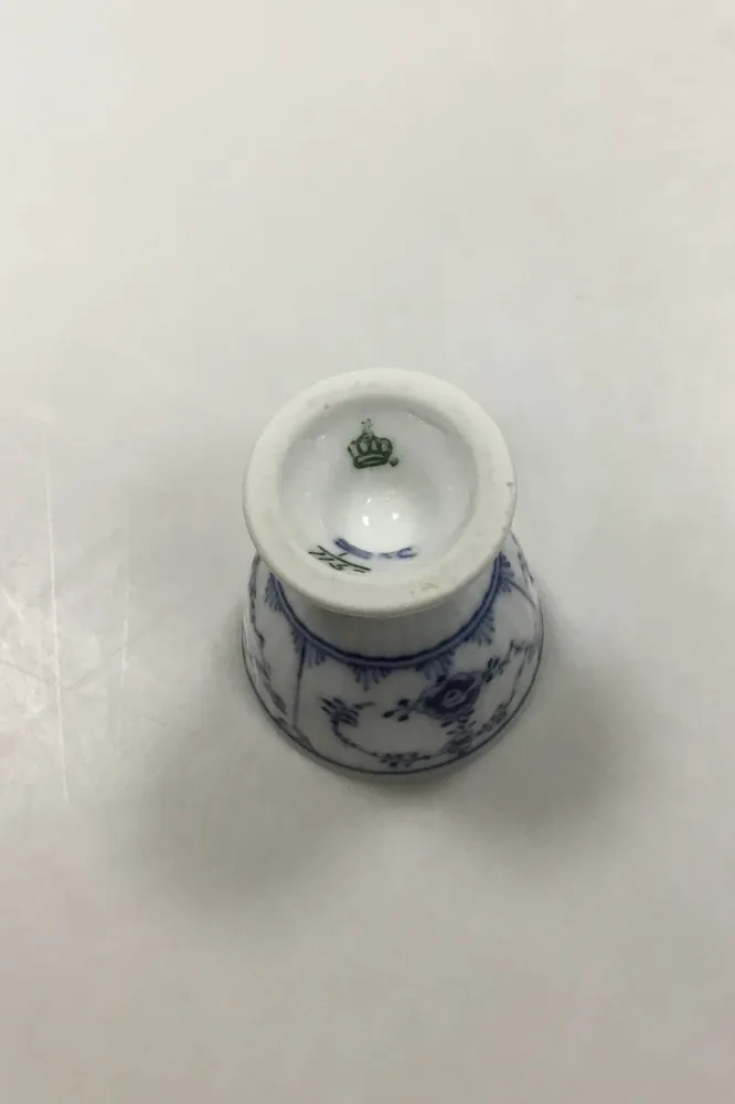 Royal Copenhagen Musselmalet Riflet Æggebæger No. 115