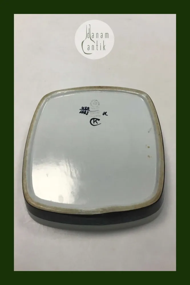 Royal Copenhagen Fajance Skål med blå dekoration No 429/2883