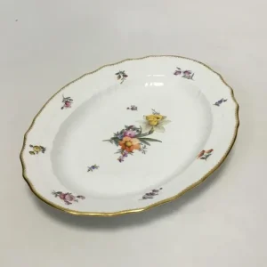 Royal Copenhagen Fuld Saksisk Blomst Ovalt fad No 1555