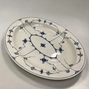 Royal Copenhagen Musselmalet Riflet Fad No 101