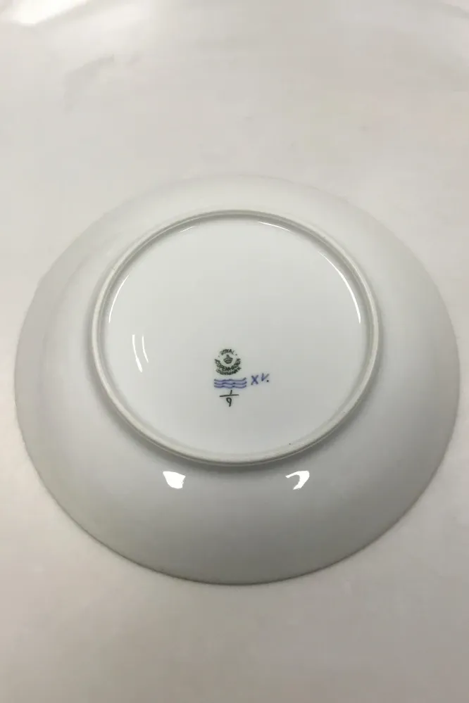 Royal Copenhagen Musselmalet Riflet Rundt fad No 9
