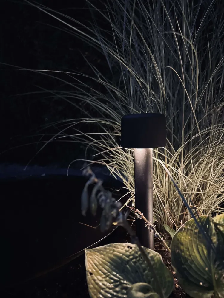 Bedlampe med solceller