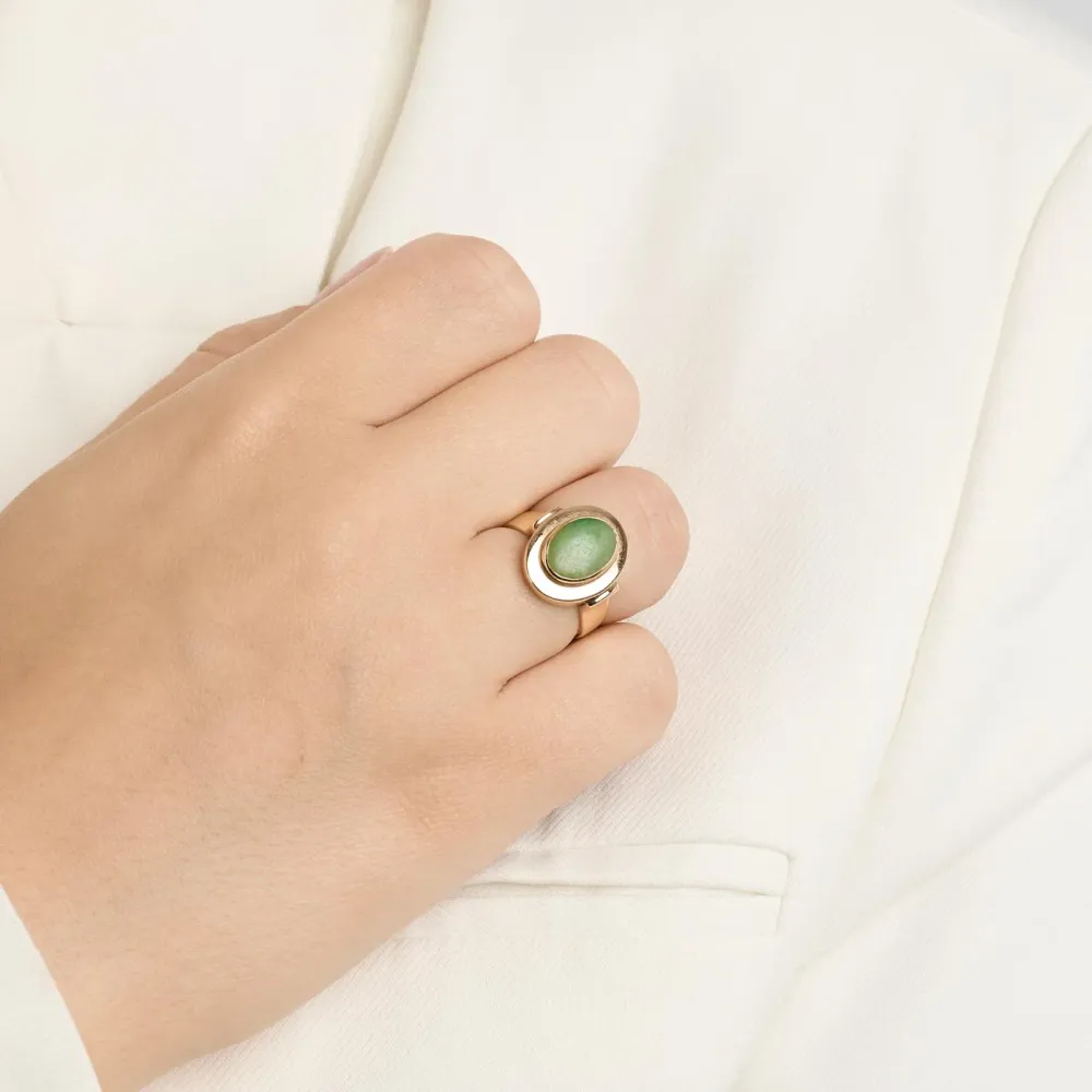 Cocktail ring i 14K guld med en jade, str. 51