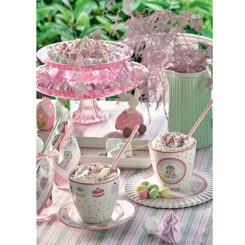 Madelyn Latte Cup · White