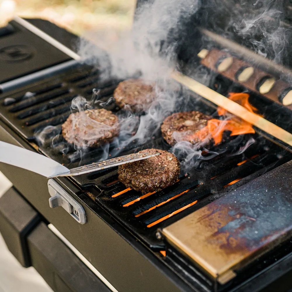Transportabel kulgrill og rygeovn med vogn