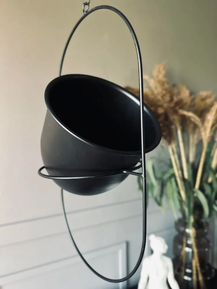 Potte med ophæng i Black