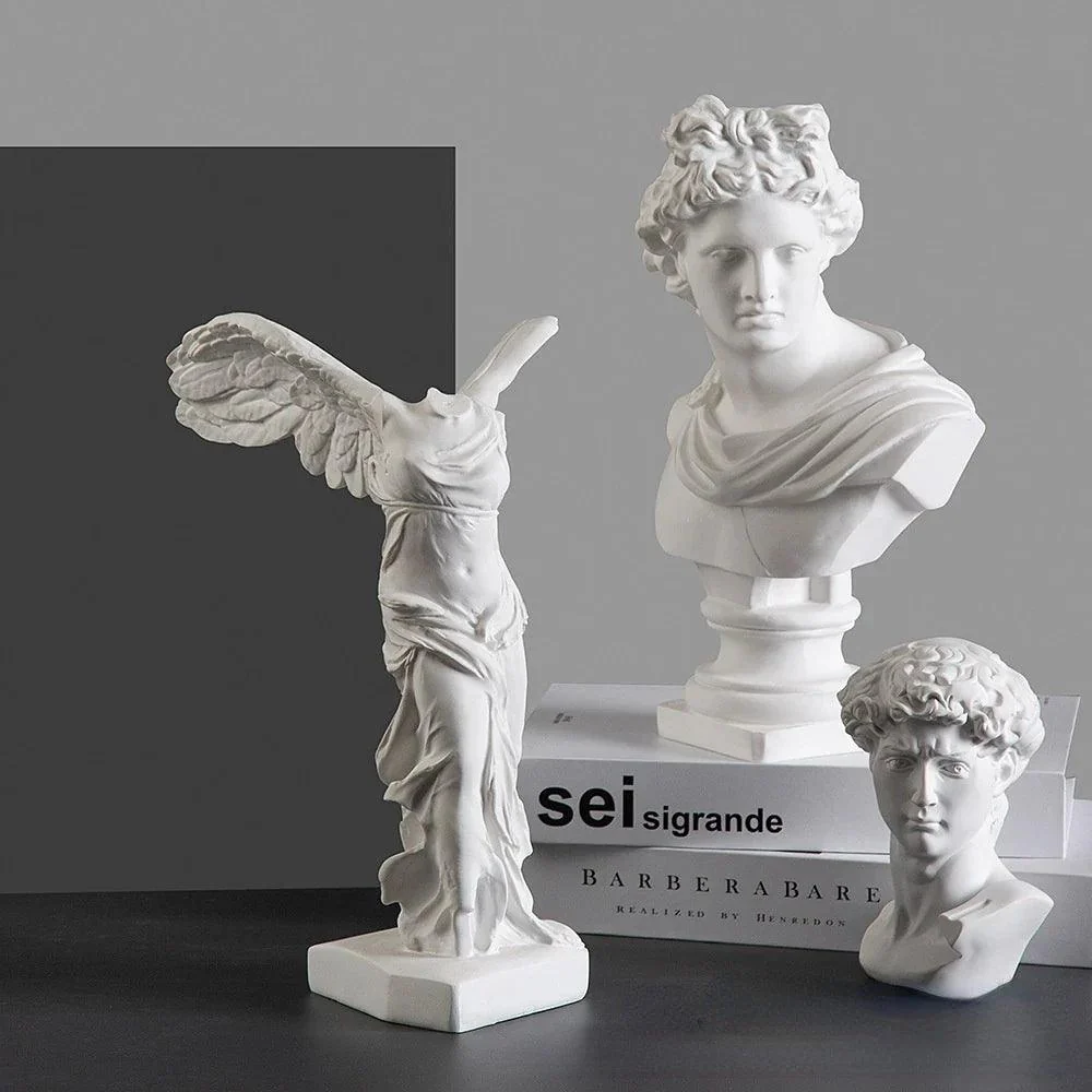 GoddessAura - Majestætisk græsk-inspireret statue styrke og elegance
