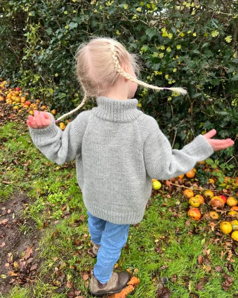 Zipper Sweater Letvægt - Junior, PetiteKnit, trykt strikkeopskrift
