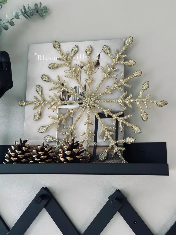 Juleophæng Snefnug mix guld 35cm