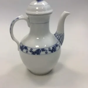 Royal Copenhagen Rosenknop Kaffekande No 8189