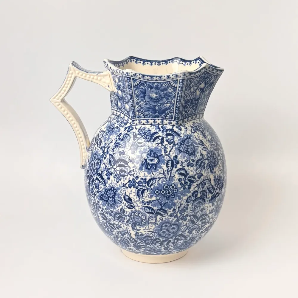 Antik J.F. Wileman “French” kande – Foley Pottery Staffordshire ca. 1892–1905