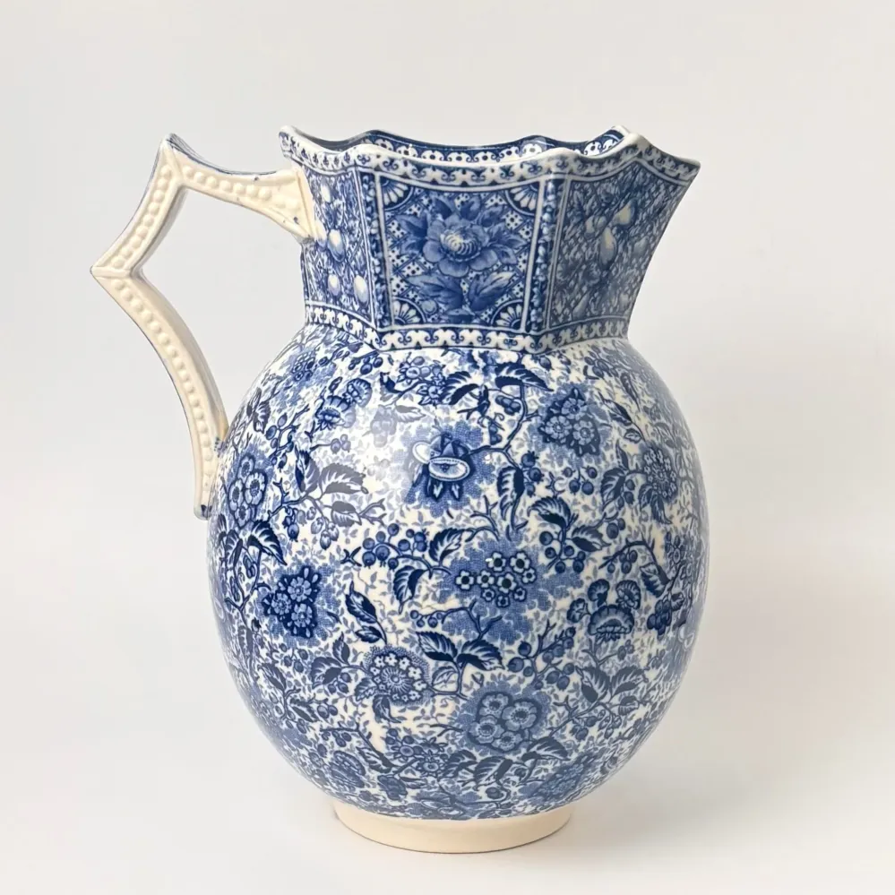 Antik J.F. Wileman “French” kande – Foley Pottery Staffordshire ca. 1892–1905