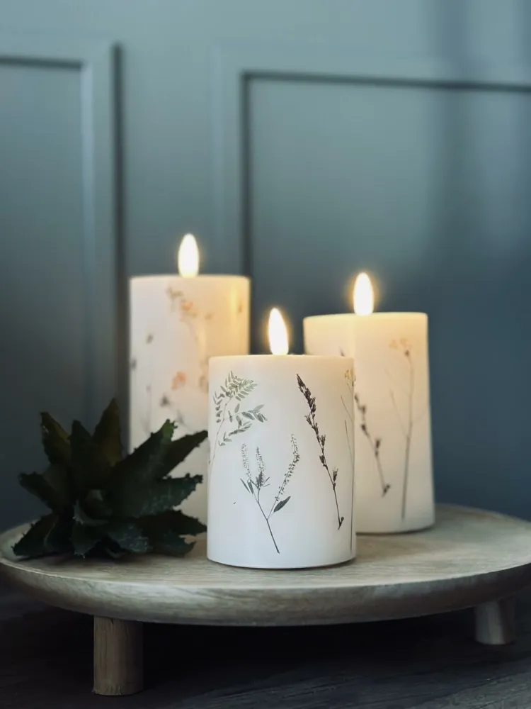 LED bloklys WILD FLORA – Sæt m. 3 stk og fjernbetjening