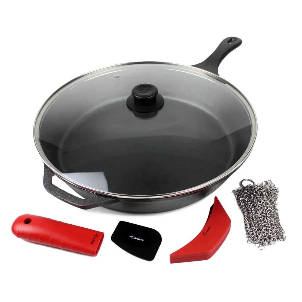 15-tommer (38 cm) støbejerns stegepandesæt, silikonehåndtagsholdere, glaslåg, støbejernsrenser, skraber