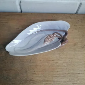 Bing & Grøndahl. Art Nouveau, Skål med åkande 20 cm #1169