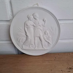 Bing & Grøndahl. Biscuit Thorvaldsen platte, Høst. 13,5 cm.