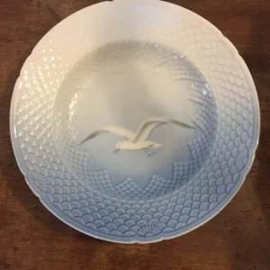 Bing & Grøndahl. Måge uden guld, Dyb tallerken 24,5 cm. #22