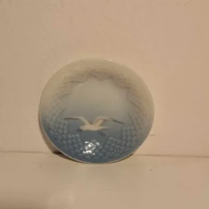 Bing & Grøndahl. Måge uden guld, Smørasiet 9,5 cm. #30