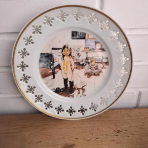 Bing & Grøndahl. Mor og småpigernes værelse platte 21,5 cm. #726