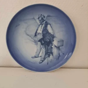 Bing & Grøndahl. Platte med den tørstige mand, Tuborgmanden #4882/619