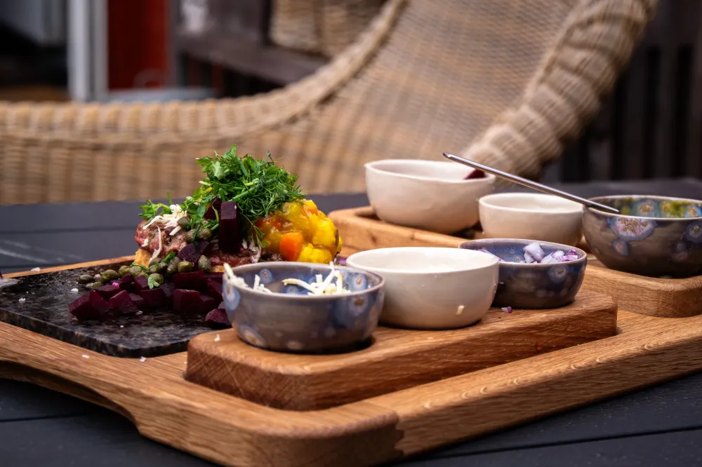 Eat on Bornholm - Trekløver skålesæt - Teglkås