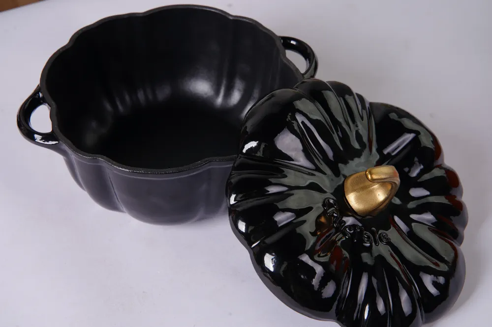 Emaljeret støbejerns græskargryde, Dutch Oven, Cocotte, sort, 2.32 qt (2.2 L)