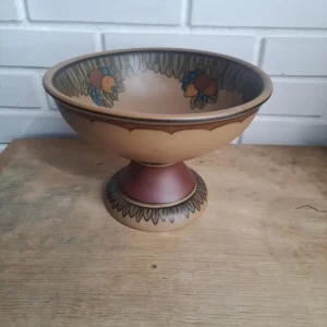 L. Hjort. Opsats 23 cm. #112
